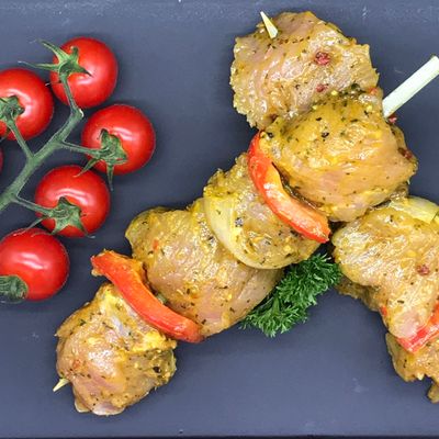 2x kalkoenbrochette (4 st. vlees) (192) BBQ, 5x Spekfakkel (210) , ...