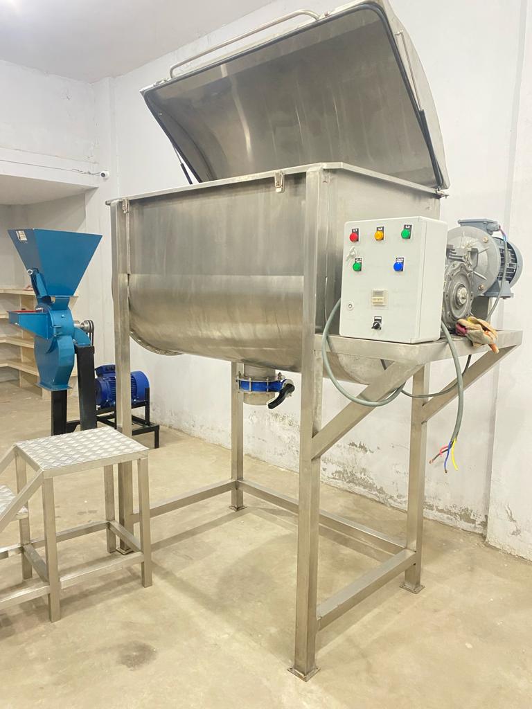 Wribbon Mixer