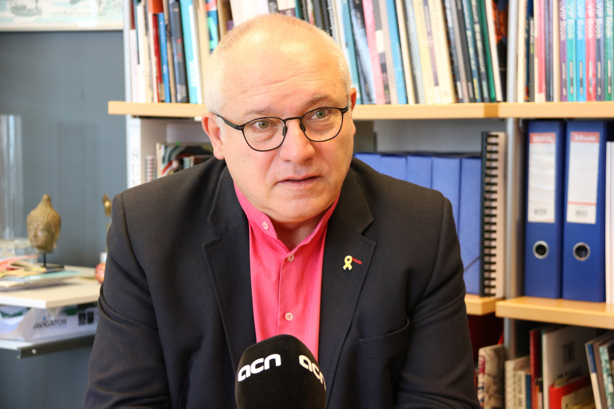 Pla mitjà de l'exconseller de Cultura Lluís Puig durant una entrevista a l'ACN, a Brussel·les el 24 de juliol del 2020.