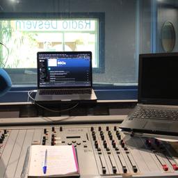 Estudi 1 de Ràdio Desvern, des d’on es fa el programa en directe. On passa la màgia!