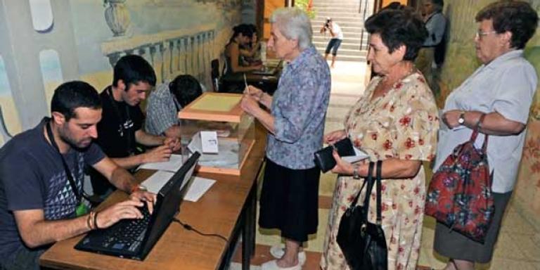 Arenys de Munt valora les preguntes i la data de la consulta