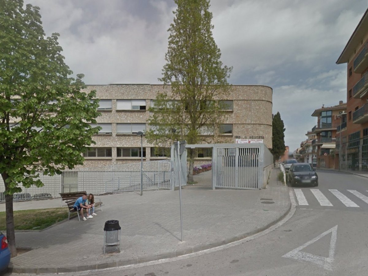 Exterior de l'IES La Serreta / Foto: Google Street View