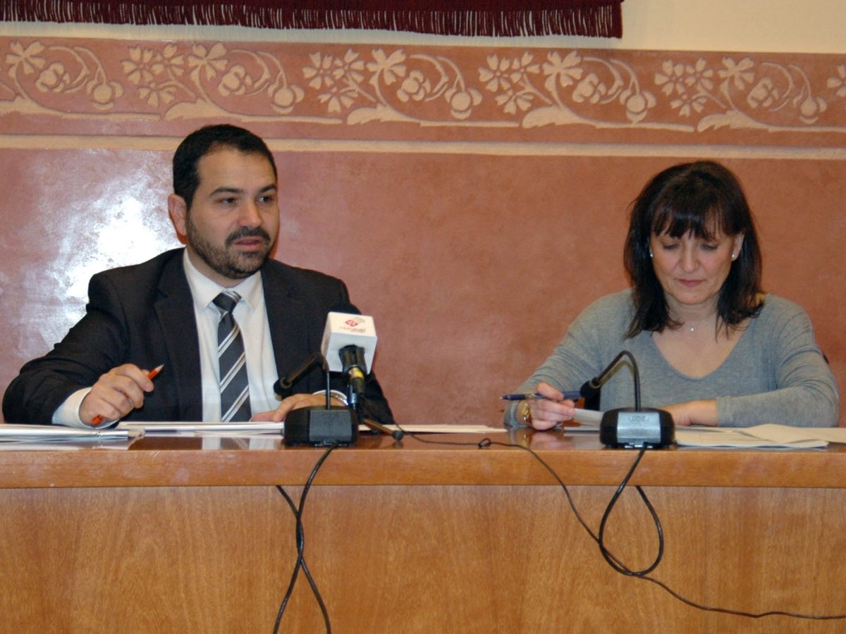 Jaume Buscallà i Olga González en un moment de la roda de premsa/Foto: Ajuntament de Rubí