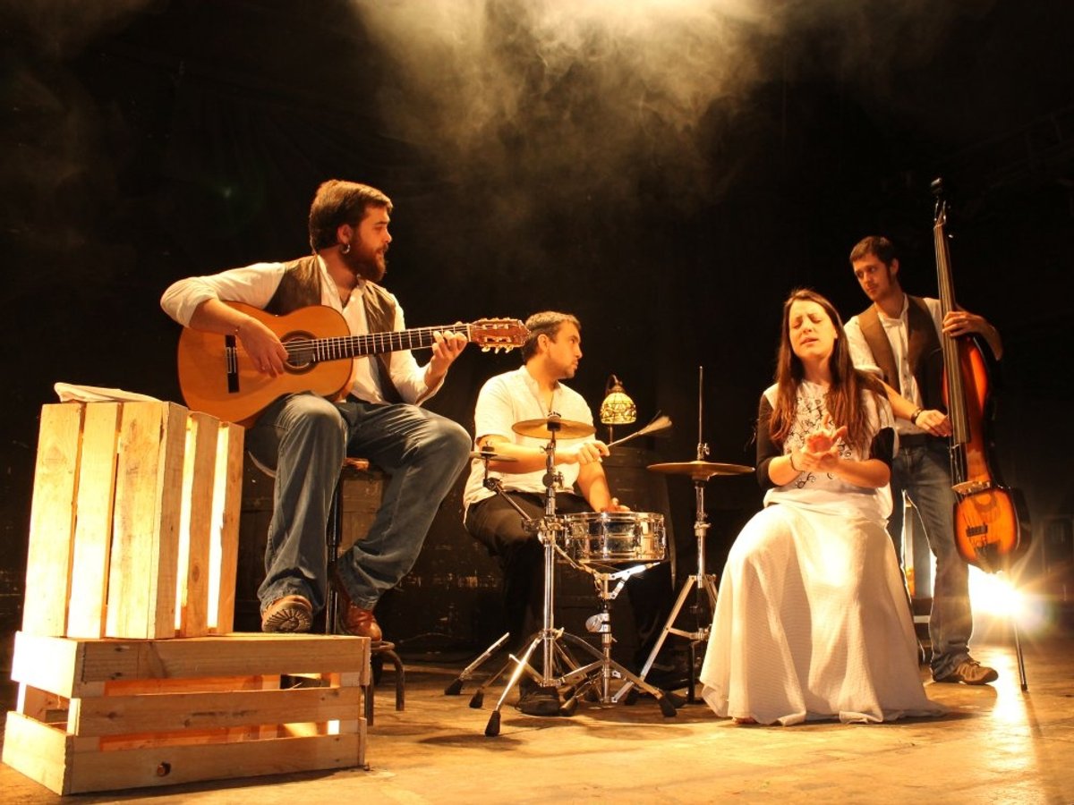 D'Callaos, en acústic, arriben divendres a Rubí 