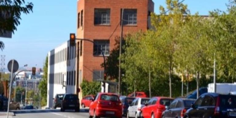 Cremalleras Rub\xed t\xe9 dues ofertes sobre la taula per salvar-se del tancament