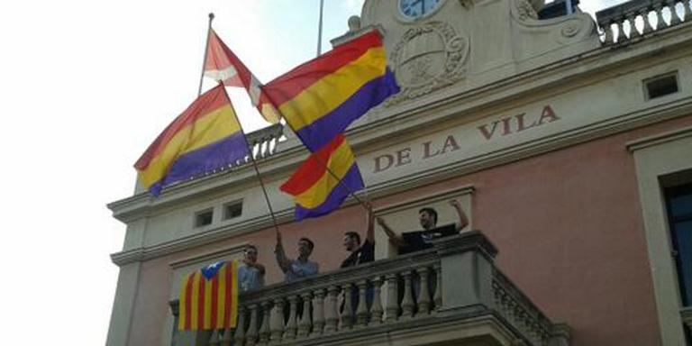El PP lamenta la presència de banderes republicanes a l'Ajuntament
