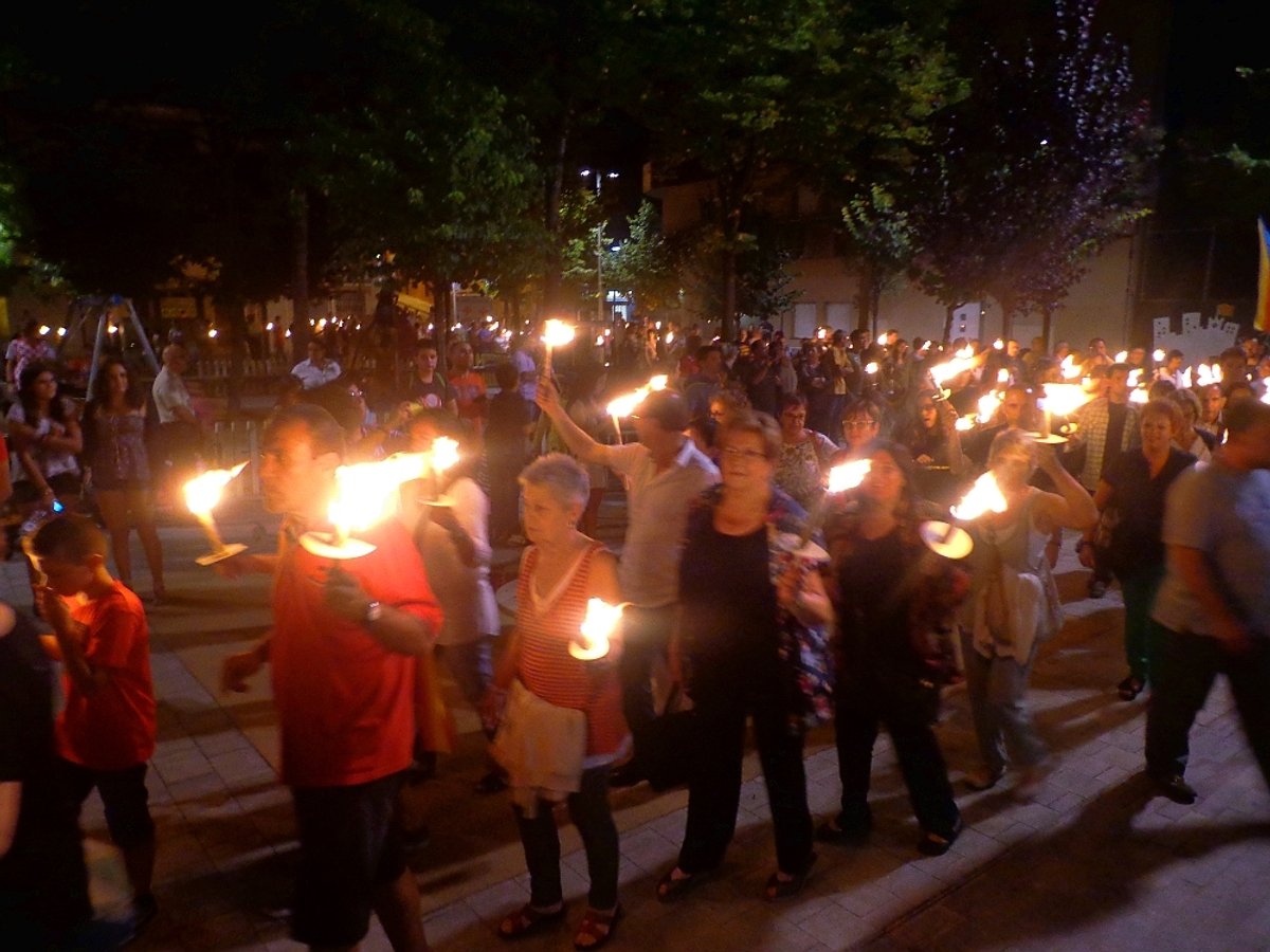 El final de la La Marxa de Torxes del 2013, a la plaça Doctor Guardiet
