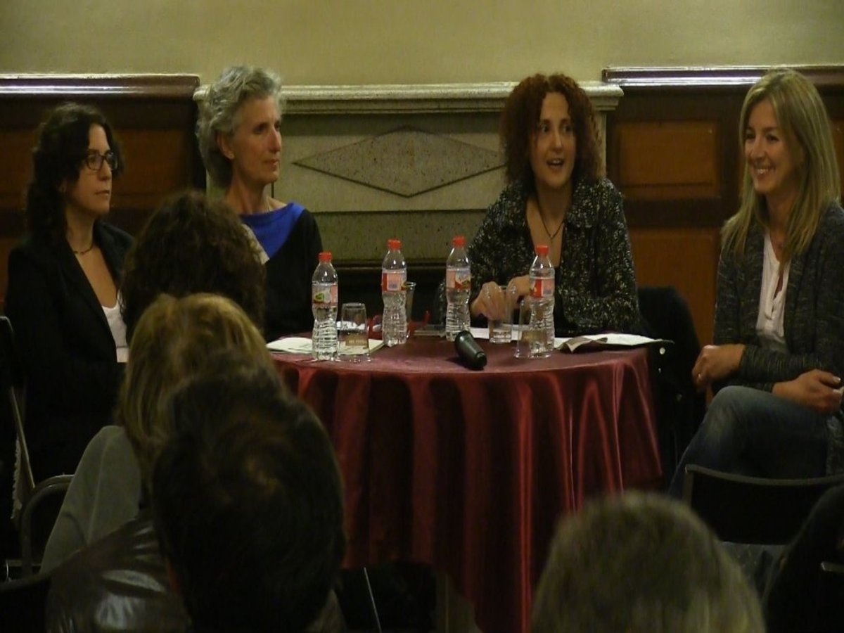 Èxit de la xerrada "Dones i ciència” a l'Ateneu