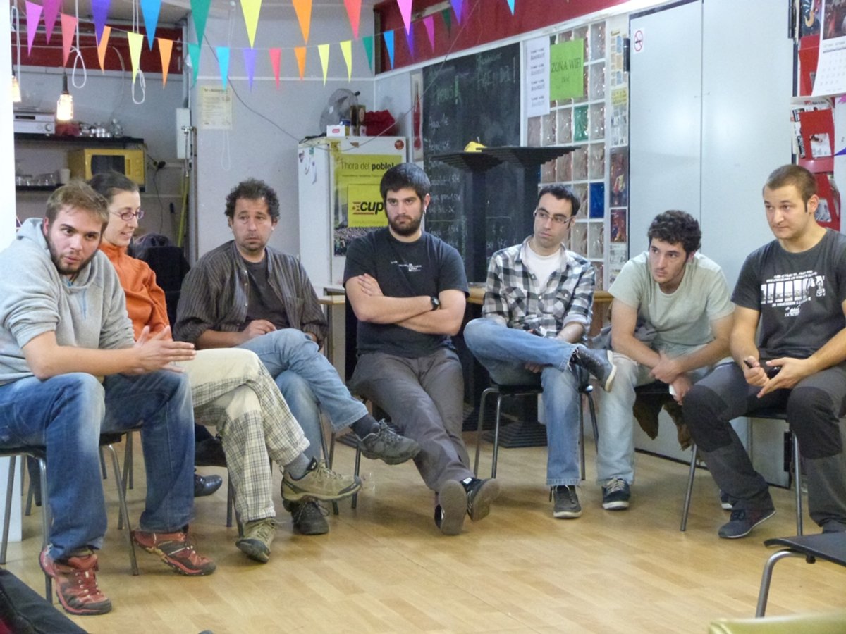 Els membres de la CUP de Rubí, a l'assemblea