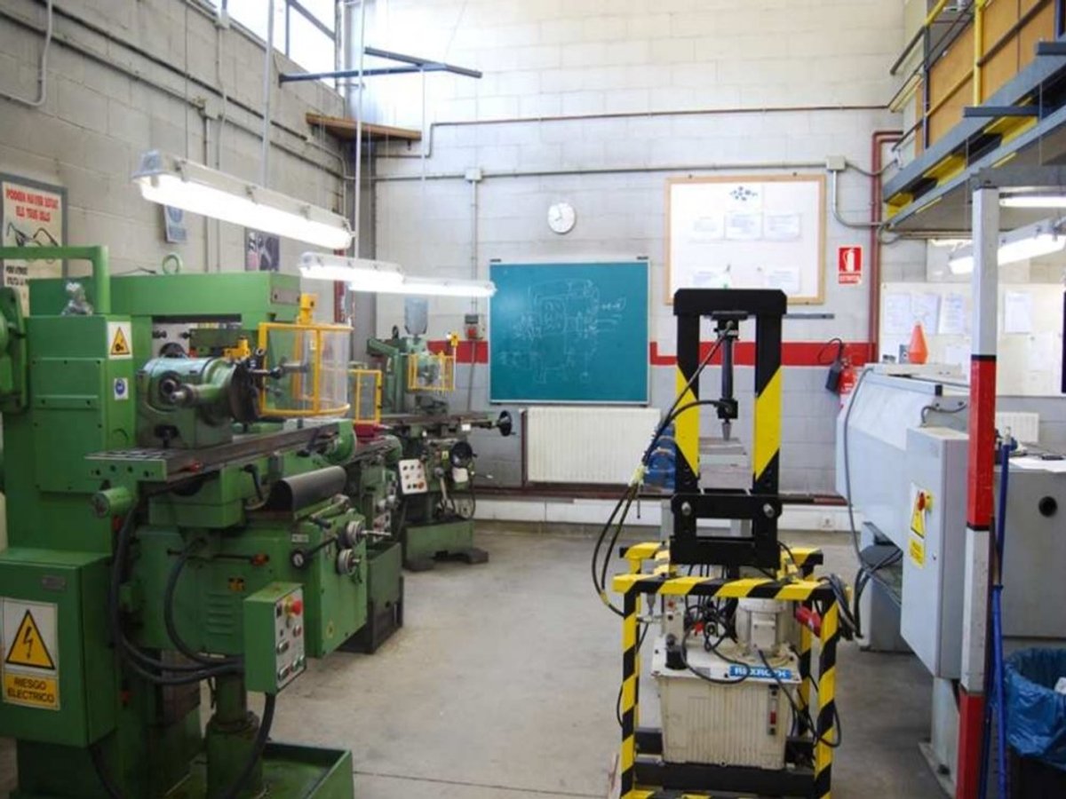 Taller de mec\xe0nica del Rub\xed+D