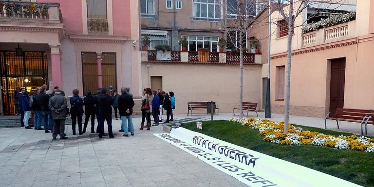 Rubí per la Pau denuncia la presència militar a espais educatius