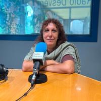 Una peça col·lectiva feta amb 100 vídeos d’estiu. - episode art