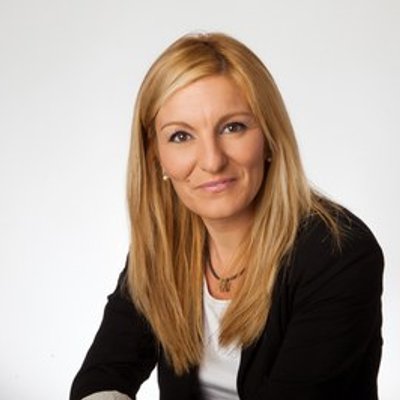 Ana M. Martínez parla de la futura Avda. Estatut