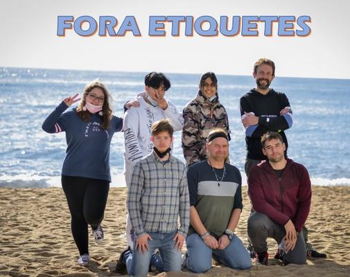 Fora etiquetes