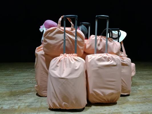 Low Cost - Radionovel·la de Toc de Teatre