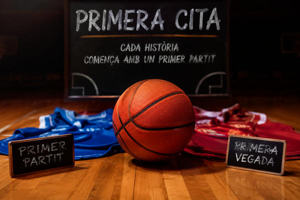 Secció. Primera cita