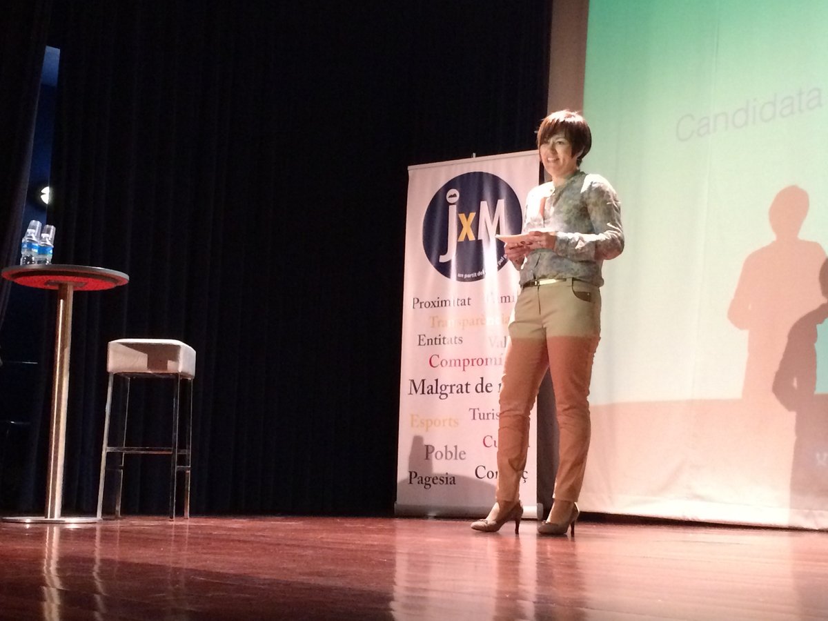Carme Ponsa presenta la seva vessant més personal en un Centre Cultural ple de gom a gom
