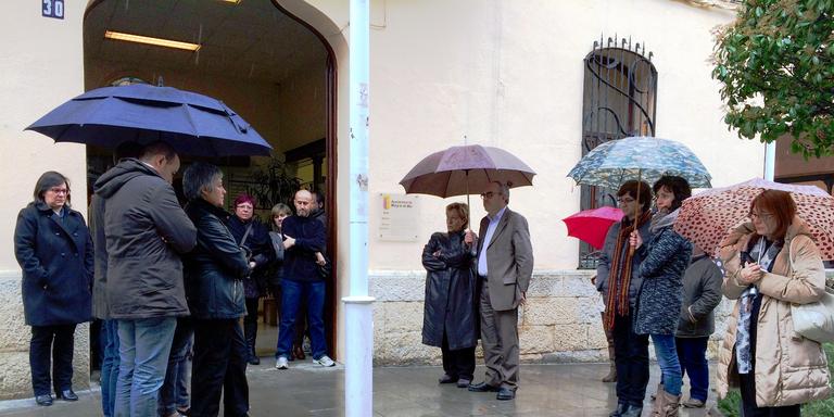 Minut de silenci davant l'Ajuntament de Malgrat per les víctimes de l'accident aeri