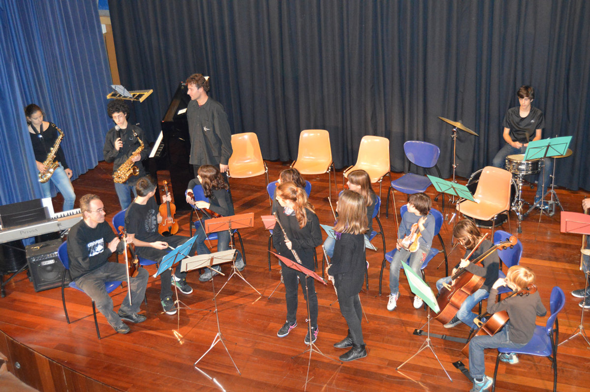 Més de 500 alumnes celebren el Dia de la Música amb la Contrapunt