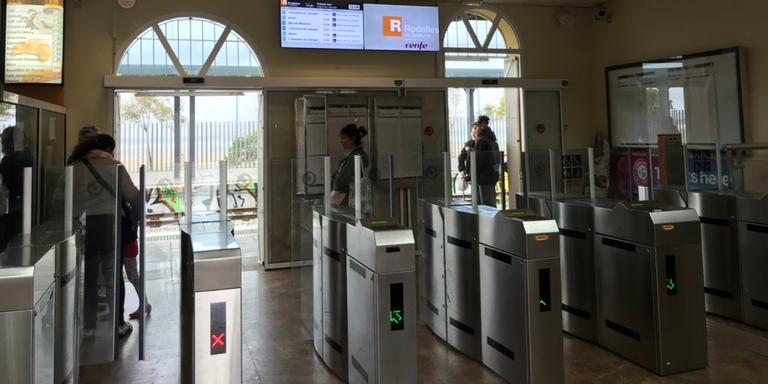 [CRÒNICA] Normalitat al servei de Rodalies Renfe al seu pas per l'estació de Malgrat de Mar