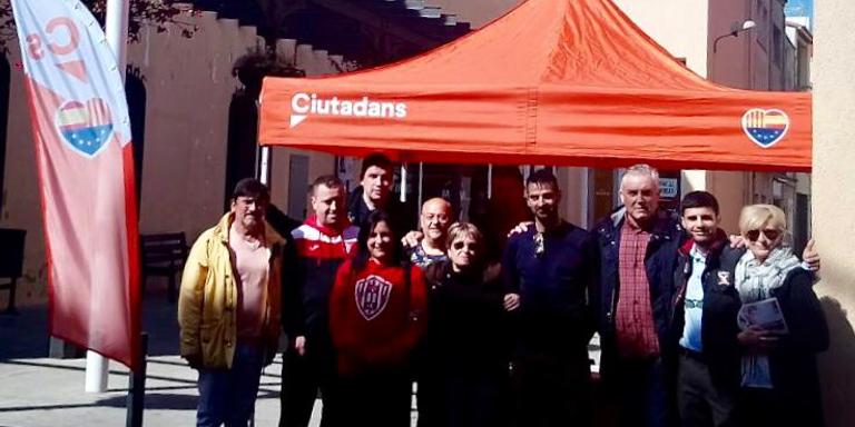 [ÀUDIO] Ciutadans Malgrat de Mar ha organitzat una campanya de recollida de signatures contra les assignacions del pressupost públic a entitats independentistes.