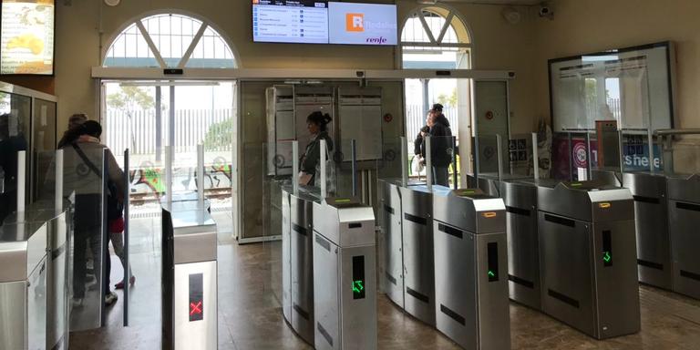 [ÀUDIO] El temporal Glòria torna a obrir el debat sobre la necessitat de traslladar la línia de Rodalies al seu pas pel Maresme