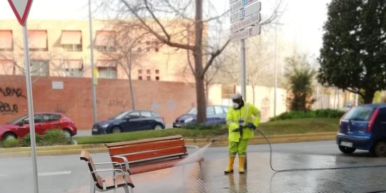 [ÀUDIO] S'intensifica la neteja i desinfecció dels carrers i places del municipi