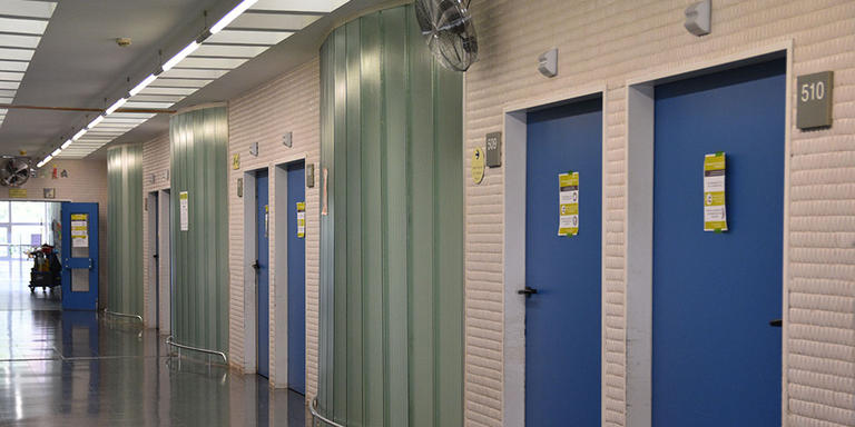 Suspenen temporalment les visites als pacients ingressats als hospitals de Blanes i Calella