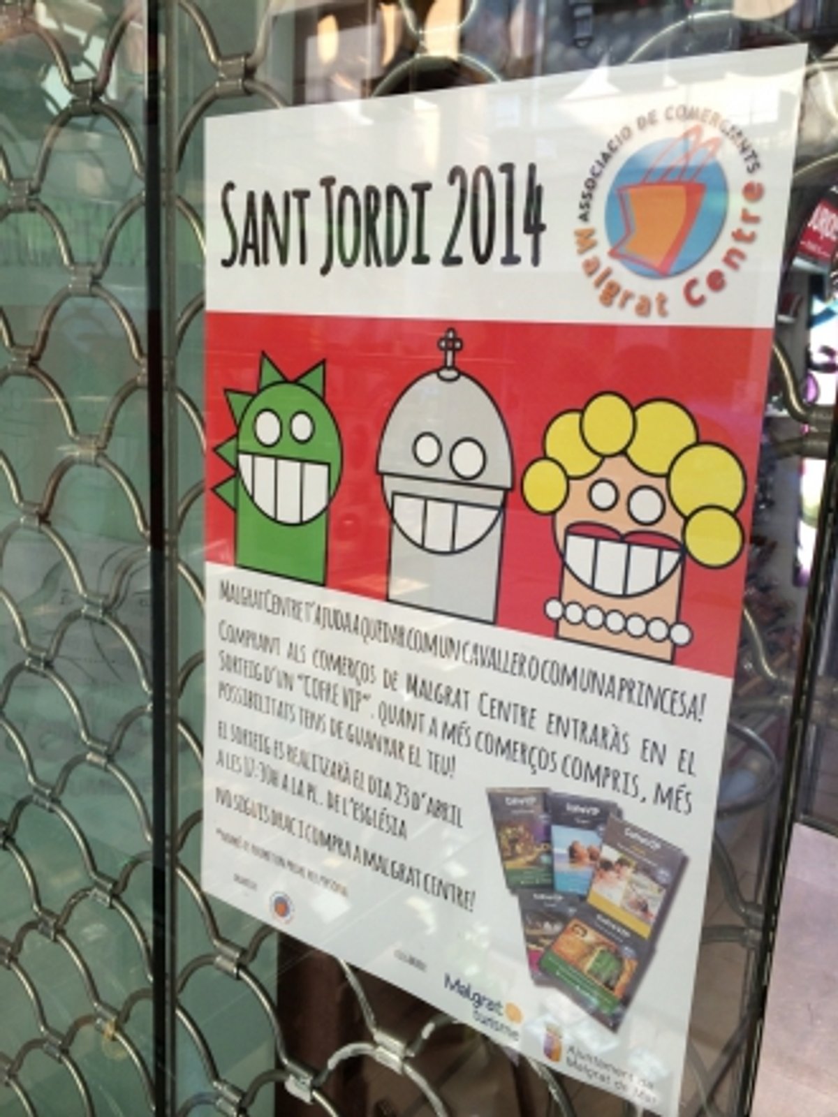 40 premiats en el sorteig de Sant Jordi dels comerciants del centre