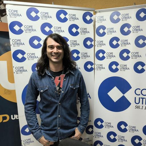 Pasan los campanilleros a ritmo de rock