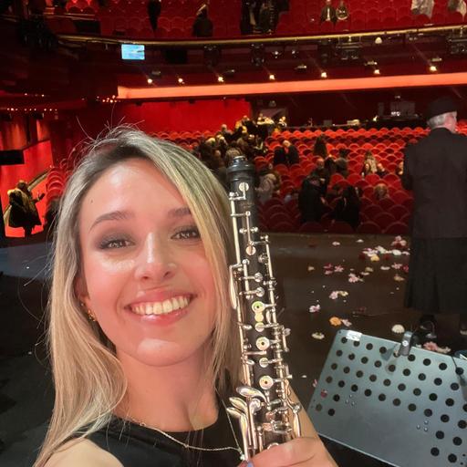 Conoce a Sara Aragón Espiñera, una oboista utrerana que consta de una gran carrera musical
