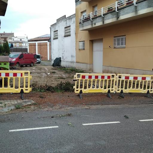L’Ajuntament d’Alguaire ha iniciat aquesta setmana les obres per obrir el vial que connecta l’avinguda Ramon Espinet amb el carrer Molí