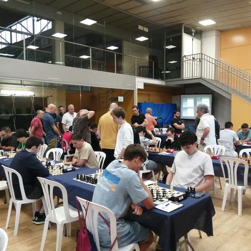 Igualtat en les primeres posicions de l'Open Internacional d'Escacs de Torredembarra