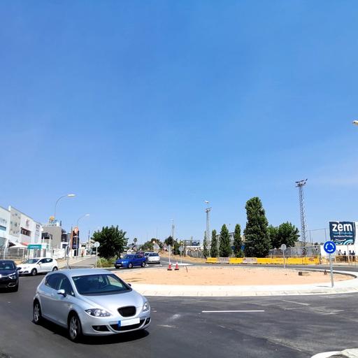 Entra en funcionament la nova rotonda de l'antiga carretera de la Riera