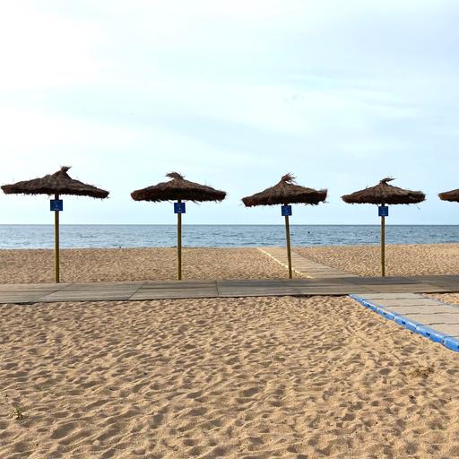 Comença la temporada d'estiu a les platges amb tots els serveis