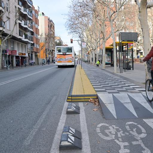 Nova àrea d'intercanvi a Esplugues de Llobregat: potenciar la mobilitat sostenible