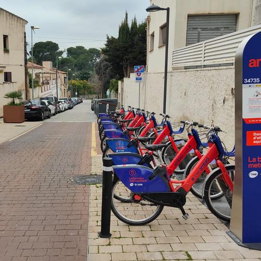 L’AMBici creix a Sant Just amb noves estacions i més capacitat a Mas Lluí