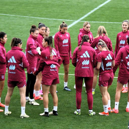 El Plantío se viste de gala para recibir a la selección femenina