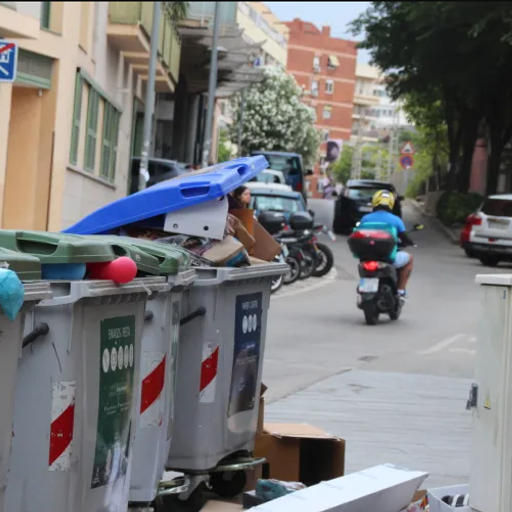El sindicat CGT afirma que els treballadors de neteja de la vila estan pitjor amb l’empresa pública