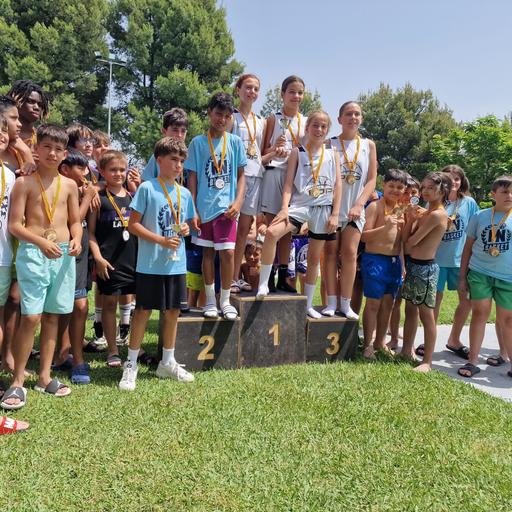Un equip femení, pertanyent a la categoria MINI, assoleix la victòria del primer torneig 3x3 de basquet de Rosselló
