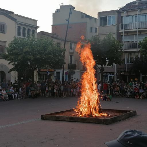 La Flama del Canigó torna a la Garriga per la Revetlla de Sant Joan