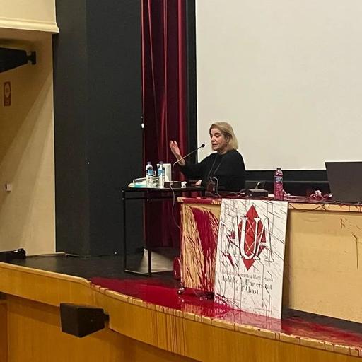 Declaren als jutjats de Granollers els dos joves que van llançar pintura a Pilar Rahola al Patronat de la Garriga