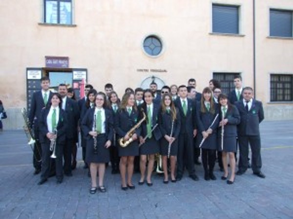 Escola de Música de La Lira Ampostina dirigida per Agustí Roé (Foto:A.Roé)