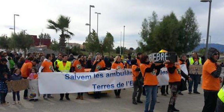Santa Bàrbara recolza la moció de la plataforma “Salvem les Ambulàncies”