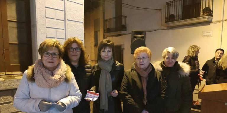 Els comerciants de Santa Bàrbara regalen 900 euros per fidelitzar els clients.