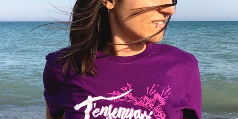 Una dissenyadora planera, darrere el treball gràfic de Cesk Freixas.
