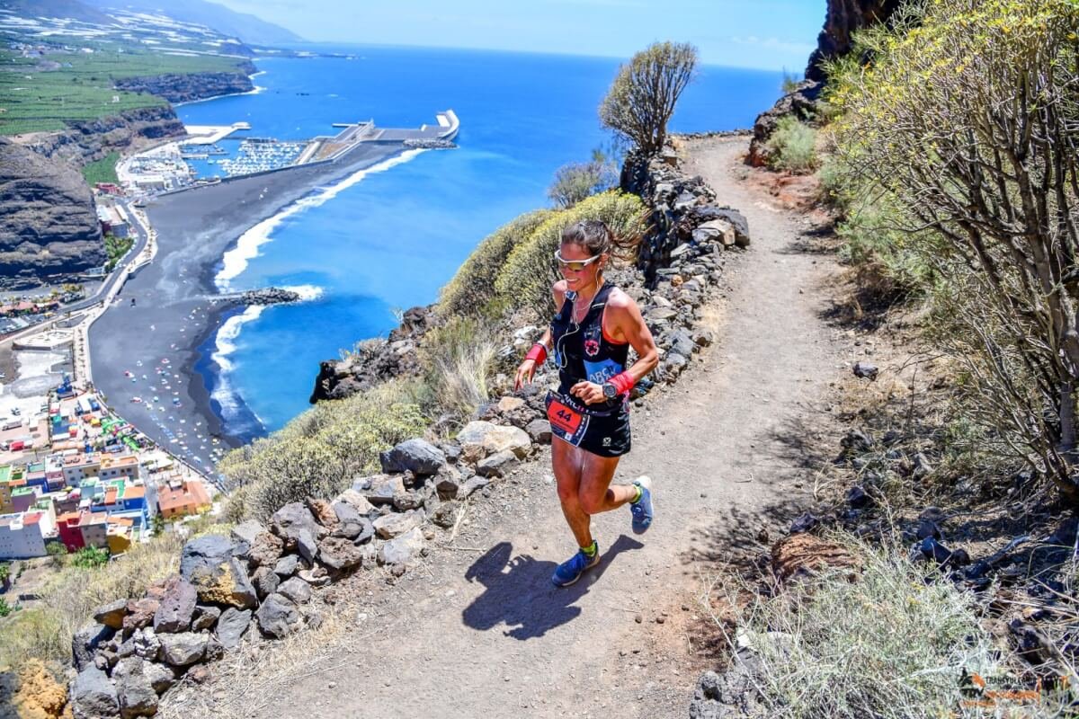 Sílvia Puigarnau, 13à a la Transvulcània, en una de les proves d'ultra trail més dures del món
