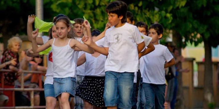 Aquest febrer comença una nova edició del 'Saltem i ballem' a l'Escola Macià Companys