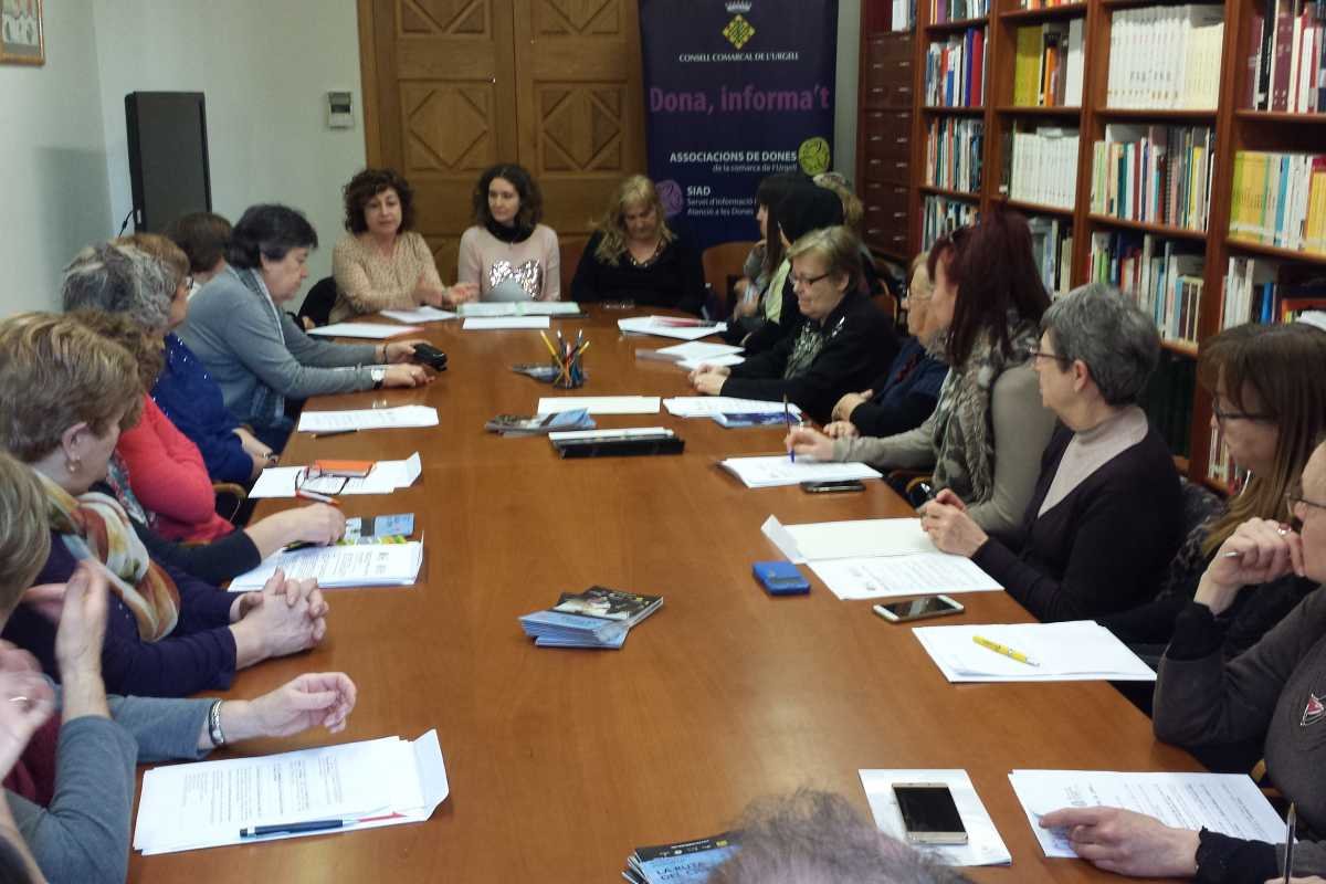 Reunió de les Associacions de Dones i Ajuntaments de l'Urgell al Consell Comarcal