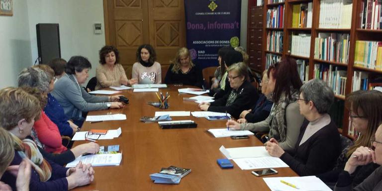 Reunió de les Associacions de Dones i Ajuntaments de l'Urgell al Consell Comarcal